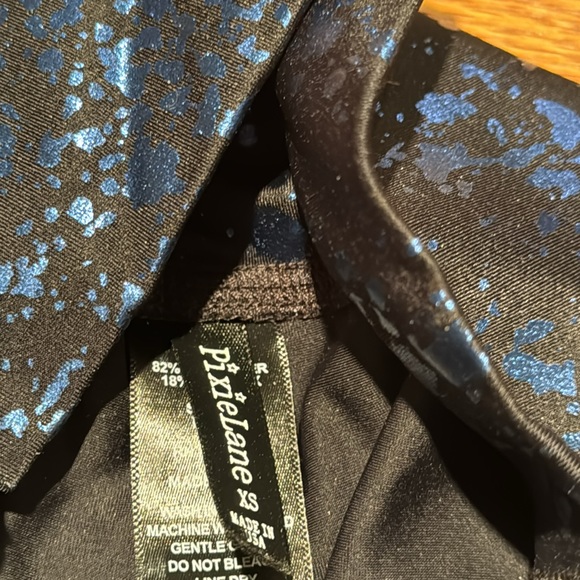 PixieLane women’s leggings w/blue splatter print great compression and so cute - Picture 4 of 4